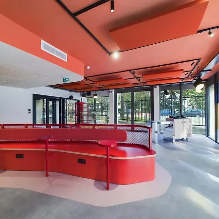 ホテル Hife Paris Sud Porte D'italie ジャンティイ